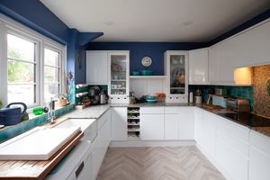 Kitchen- click for photo gallery